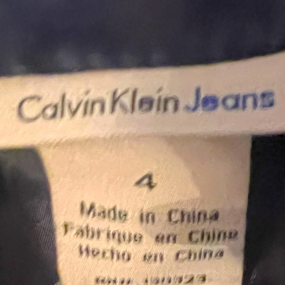 CALVIN KLEIN Boys Vest - Picture 10 of 10
